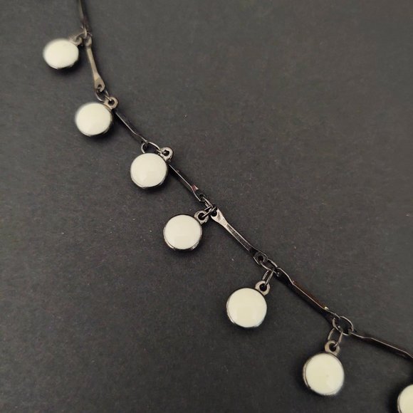 Creamy white enamel disk dangle fringe necklace - Picture 6 of 9
